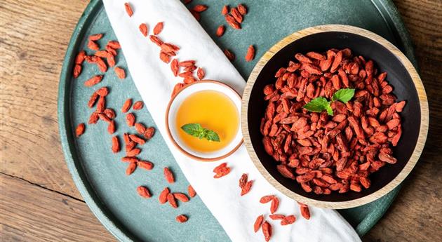 Goji-Beeren mit Honig