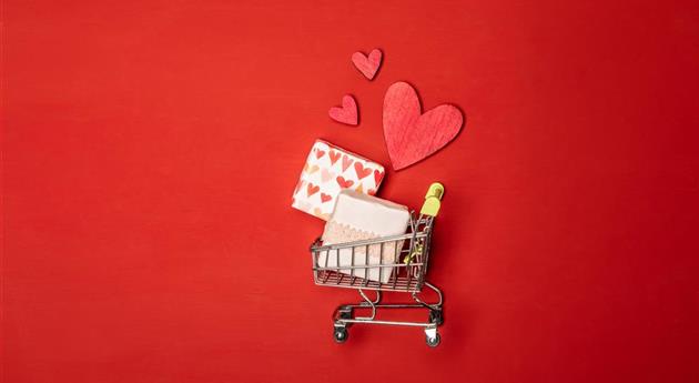 Valentinstag - Geschenke im Einkaufswagen